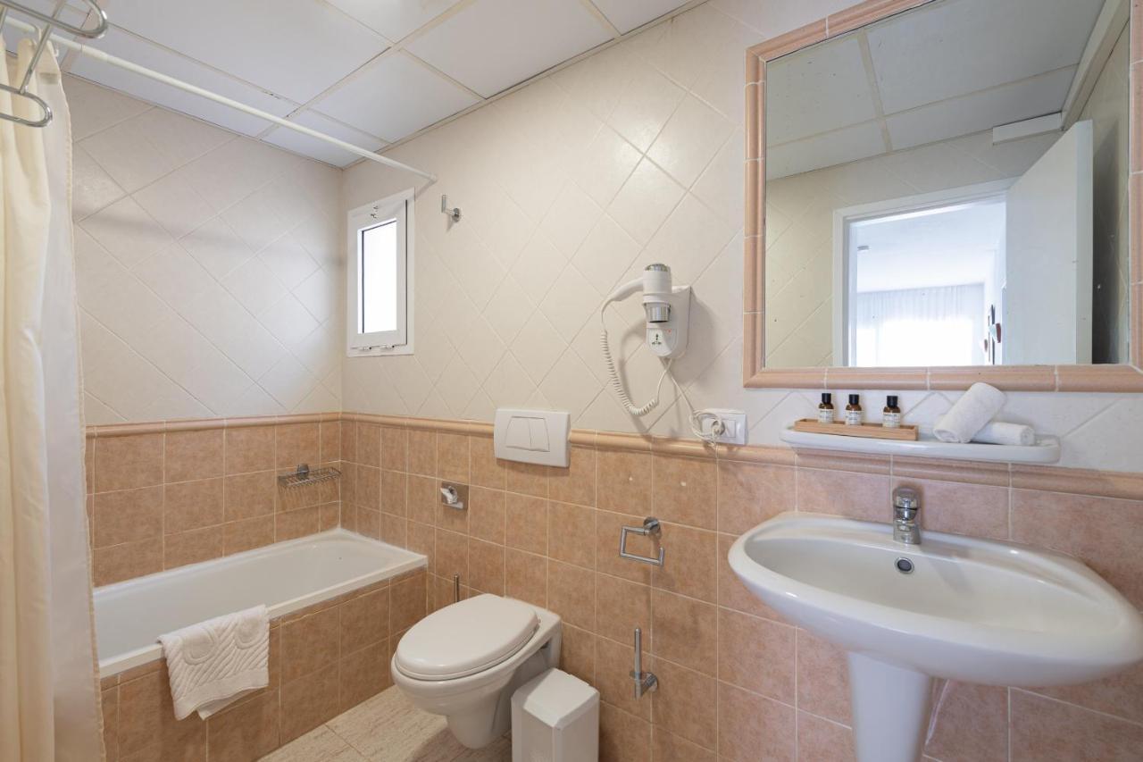 Apartamento 1 Con Terraza Y Piscina En Corralejo Apartman Kültér fotó