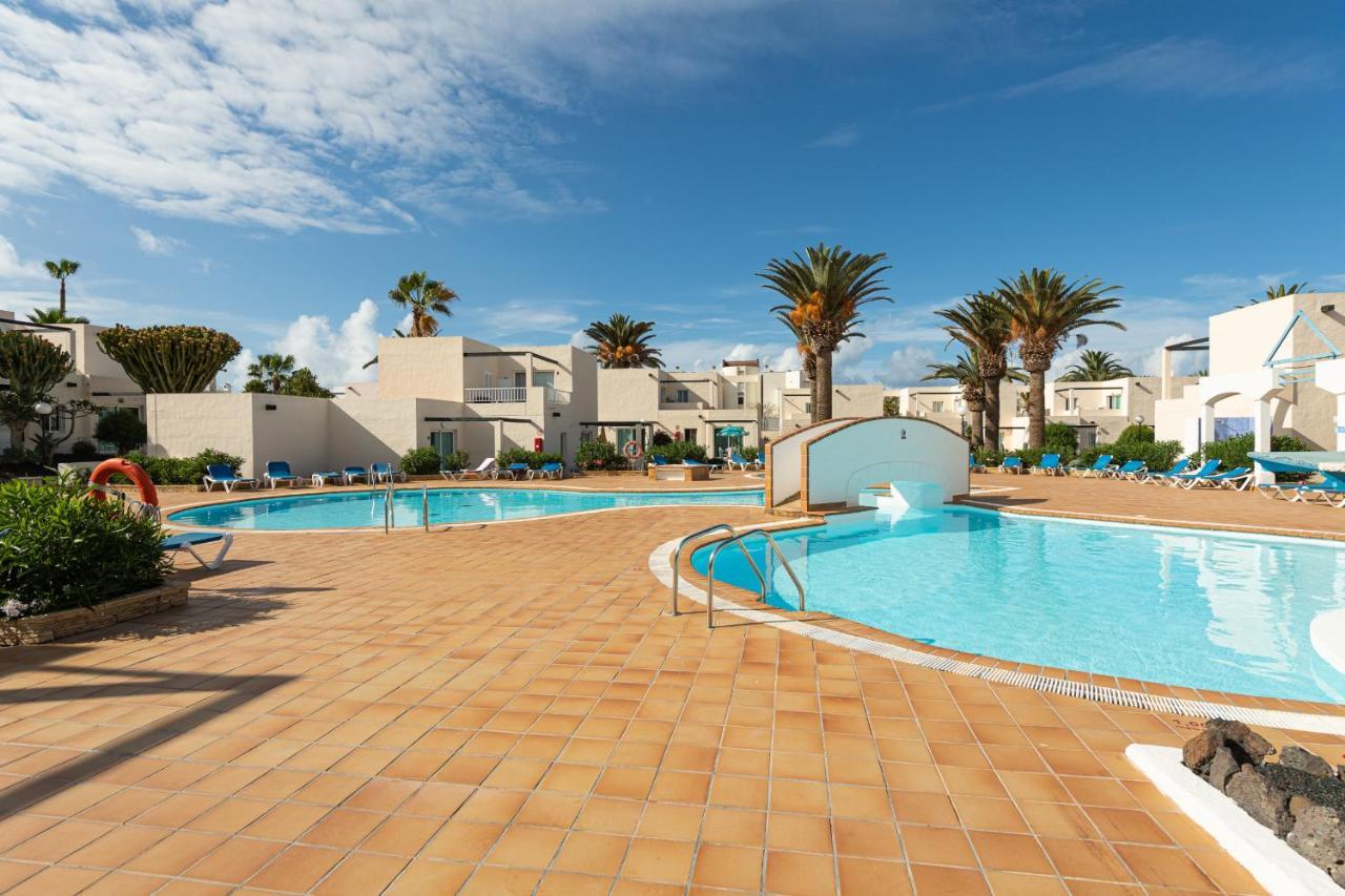 Apartamento 1 Con Terraza Y Piscina En Corralejo Apartman Kültér fotó