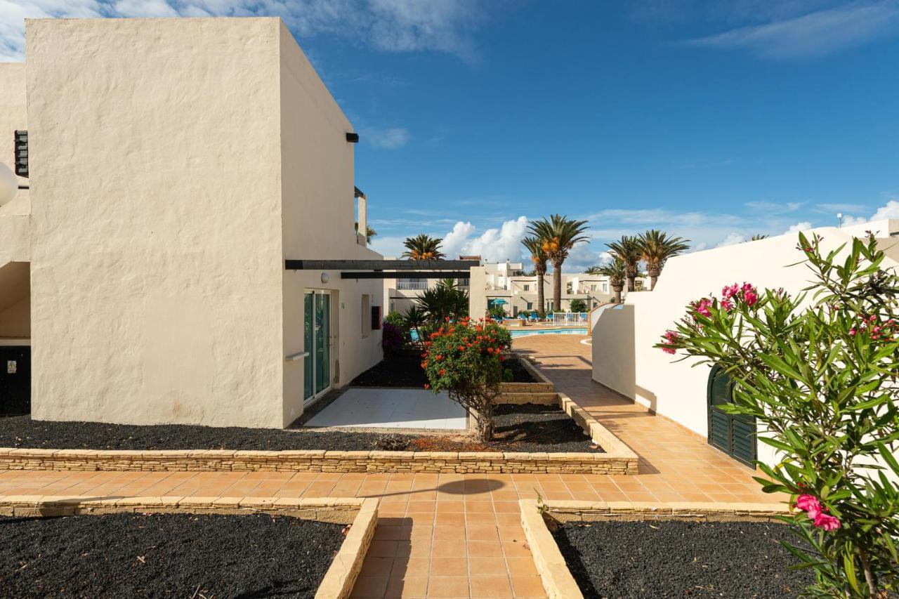 Apartamento 1 Con Terraza Y Piscina En Corralejo Apartman Kültér fotó